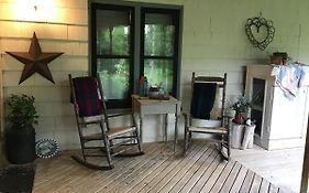 Guest Suites At Willowgreen Farm